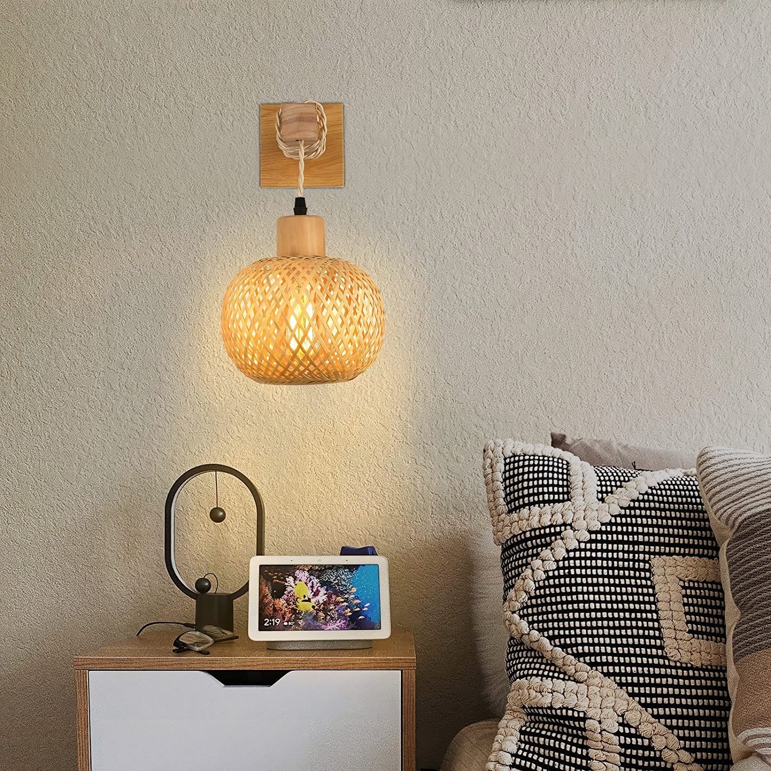 Japanese Retro Natural Woven Rattan Wall Lamp KL08