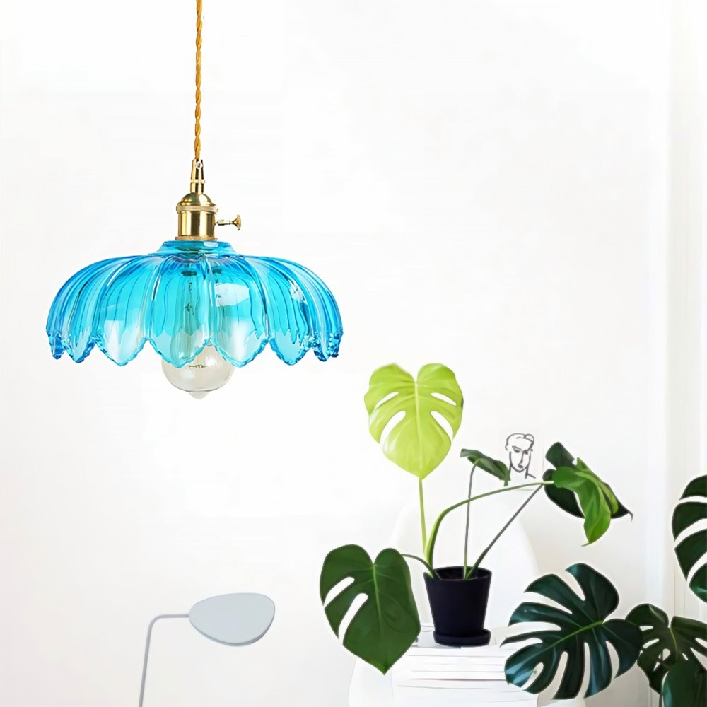 Antique Flower Petal Brass Glass Pendant Light KL50