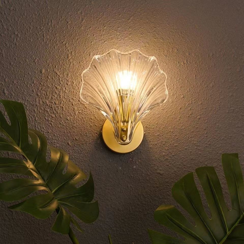 Shell Wall Light