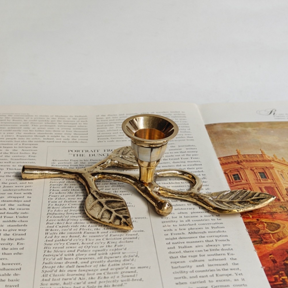 Ossik Decorative Candle Holder - Retro Nordic Brass Holder for Bedroom and Table KL2348