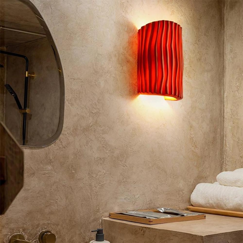 Scandinavian Design Resin Fluted Wall Light KL115