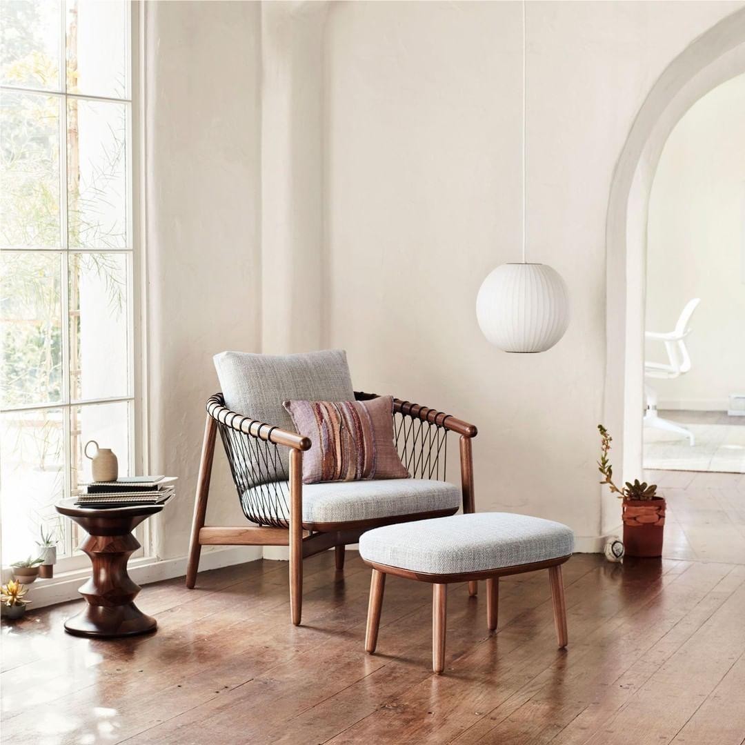 Nelson Minimalist Bubble Pendant Lamp - Elegant Hanging Light for Contemporary Interiors