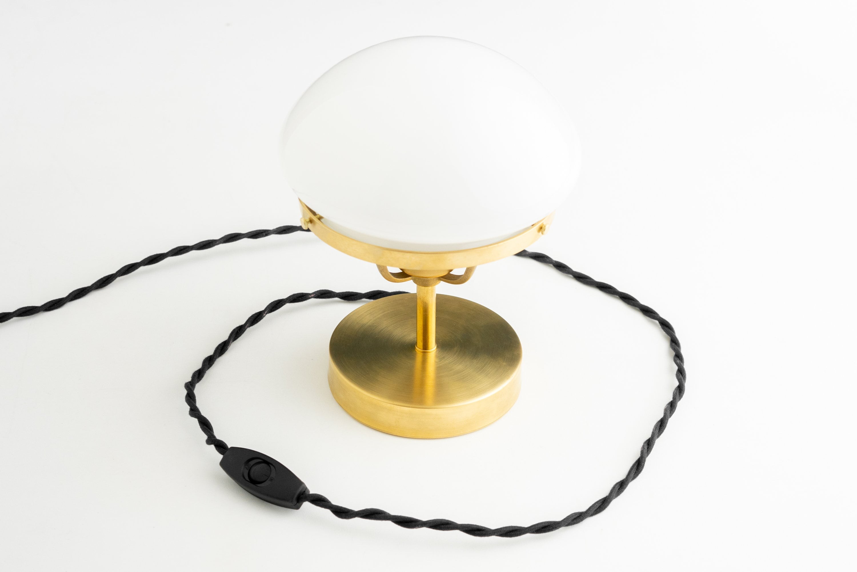 Ornato Luxe Modern Brass or Black Table Lamp KL1464