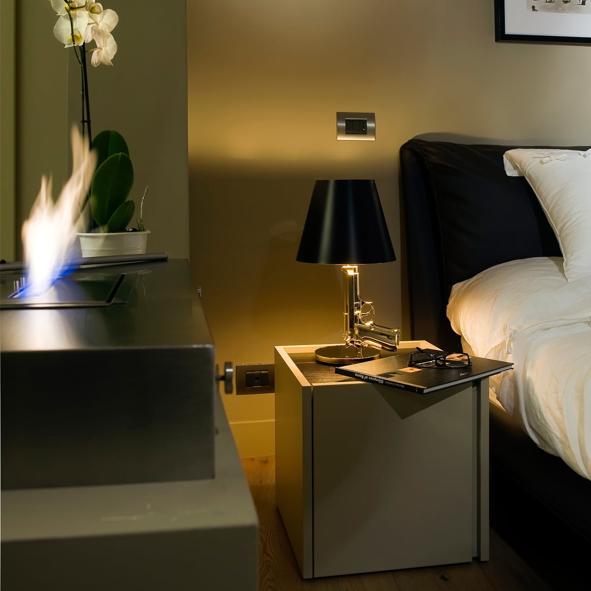 Creative Decorative Metal Table Lamp