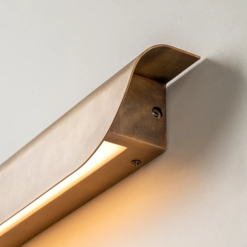 Hidra Modern Metal Wall Sconce - Minimalist Down-Light Sconce for Modern Homes KL1675
