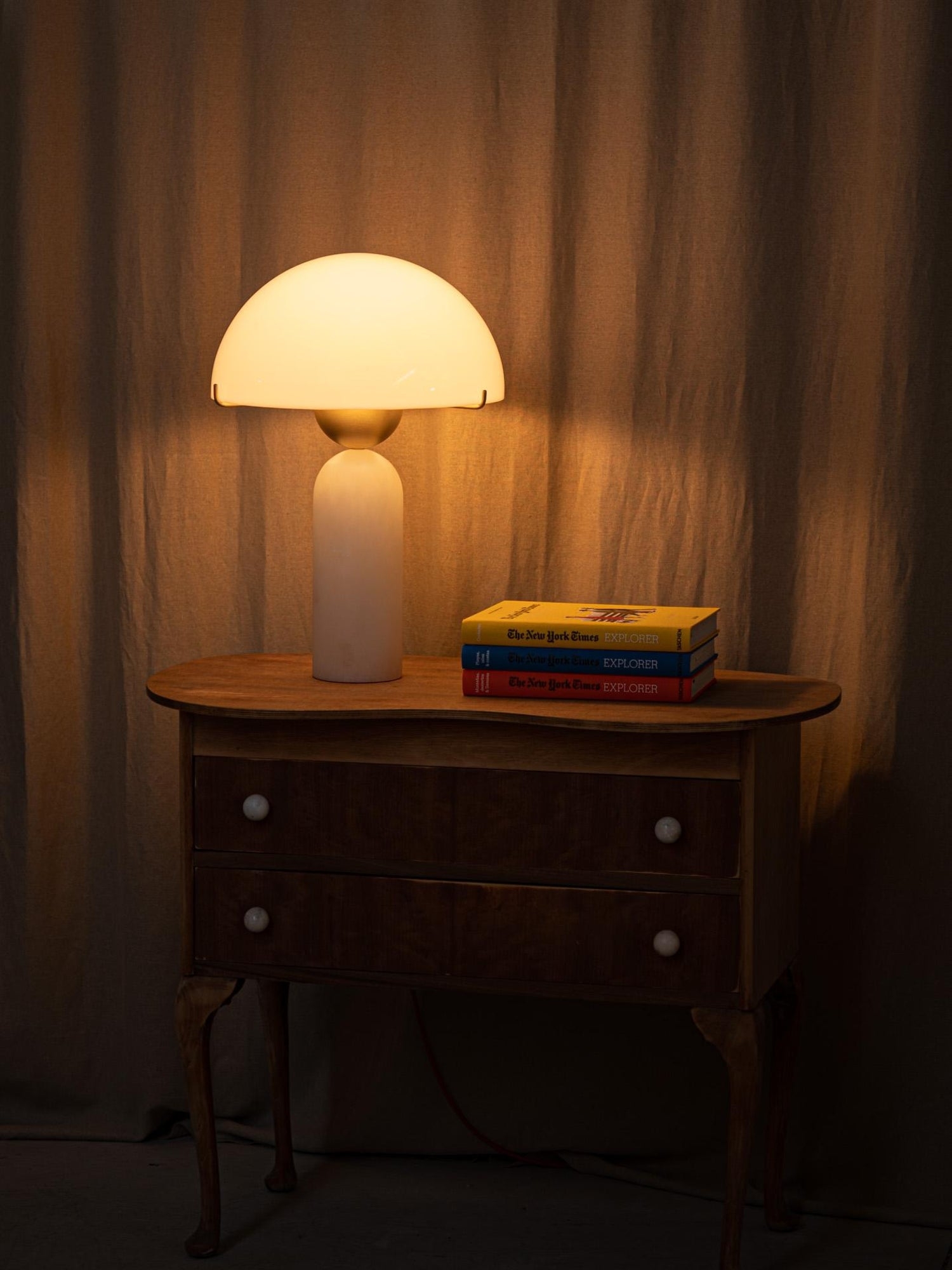 Peono Alabaster Table Lamp D440