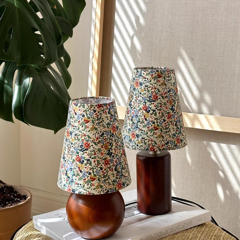 French Fabric Floral Wood Small Table Lamp For Bedroom KL803