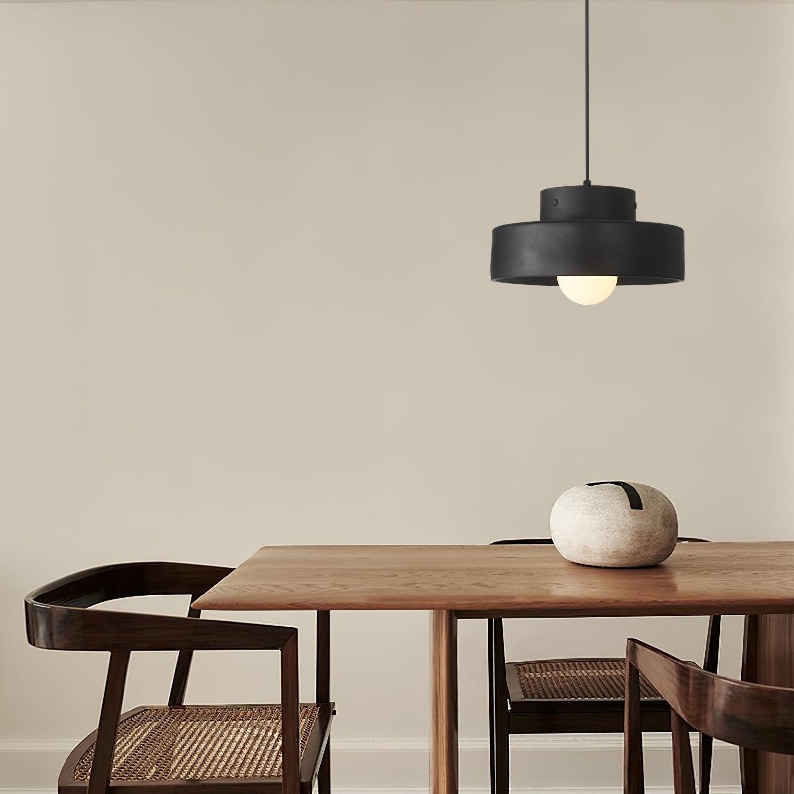Classic Traditional Pendant Light KL265