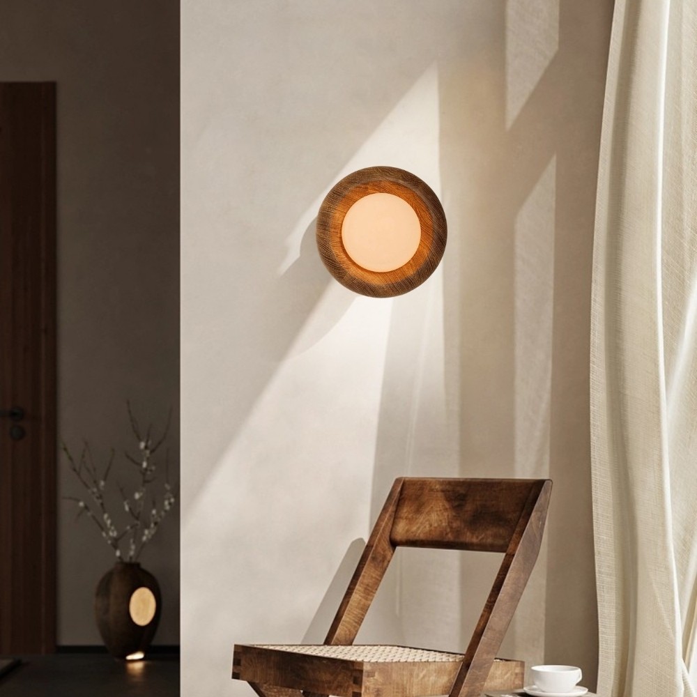 Elegant Glazed Ceramic Wall Sconce – Indoor & Outdoor Use KL1105