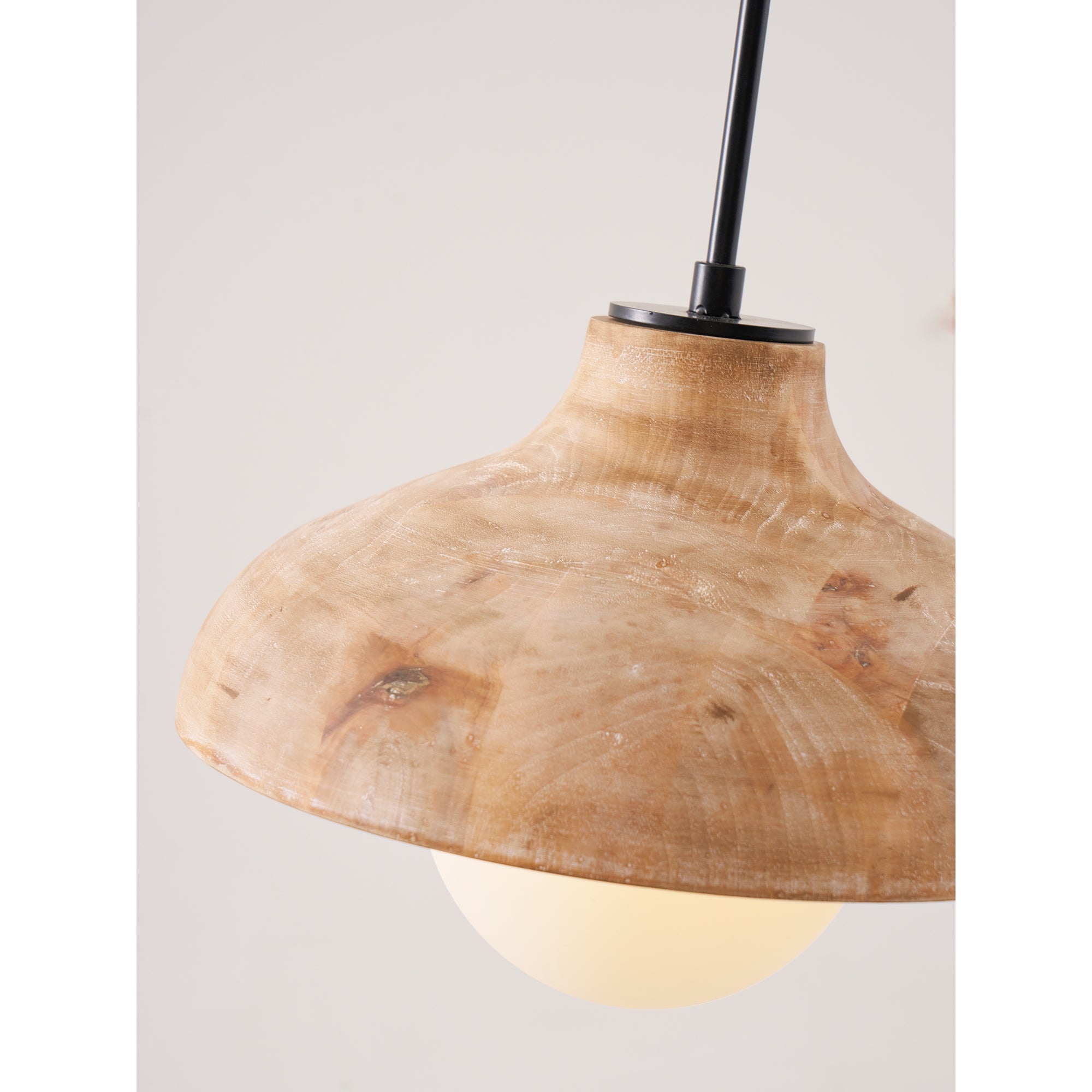 Surfside Pendant Lamp D551