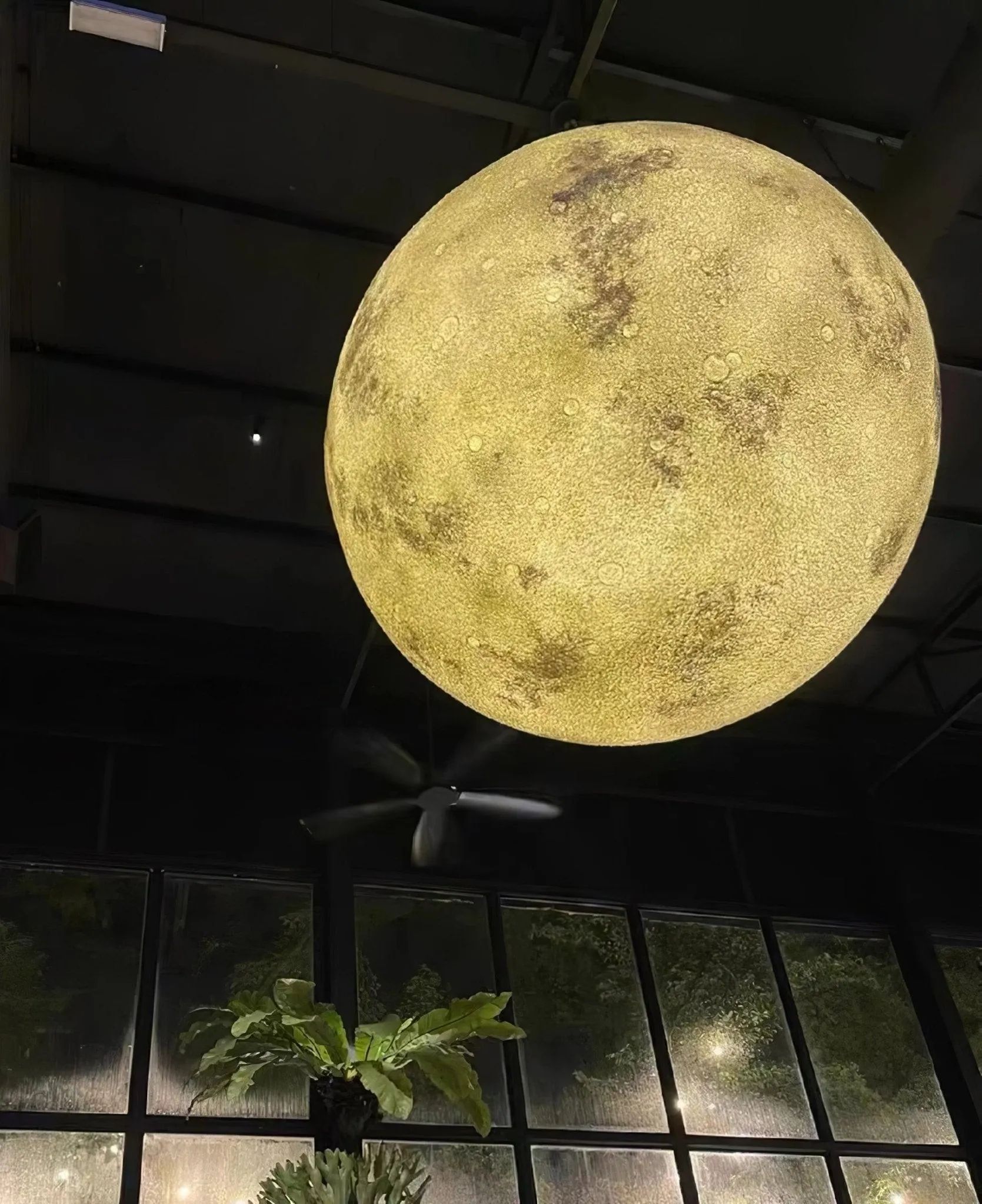 Planetary White Moon Chandelier Suitable For Living Room KL202
