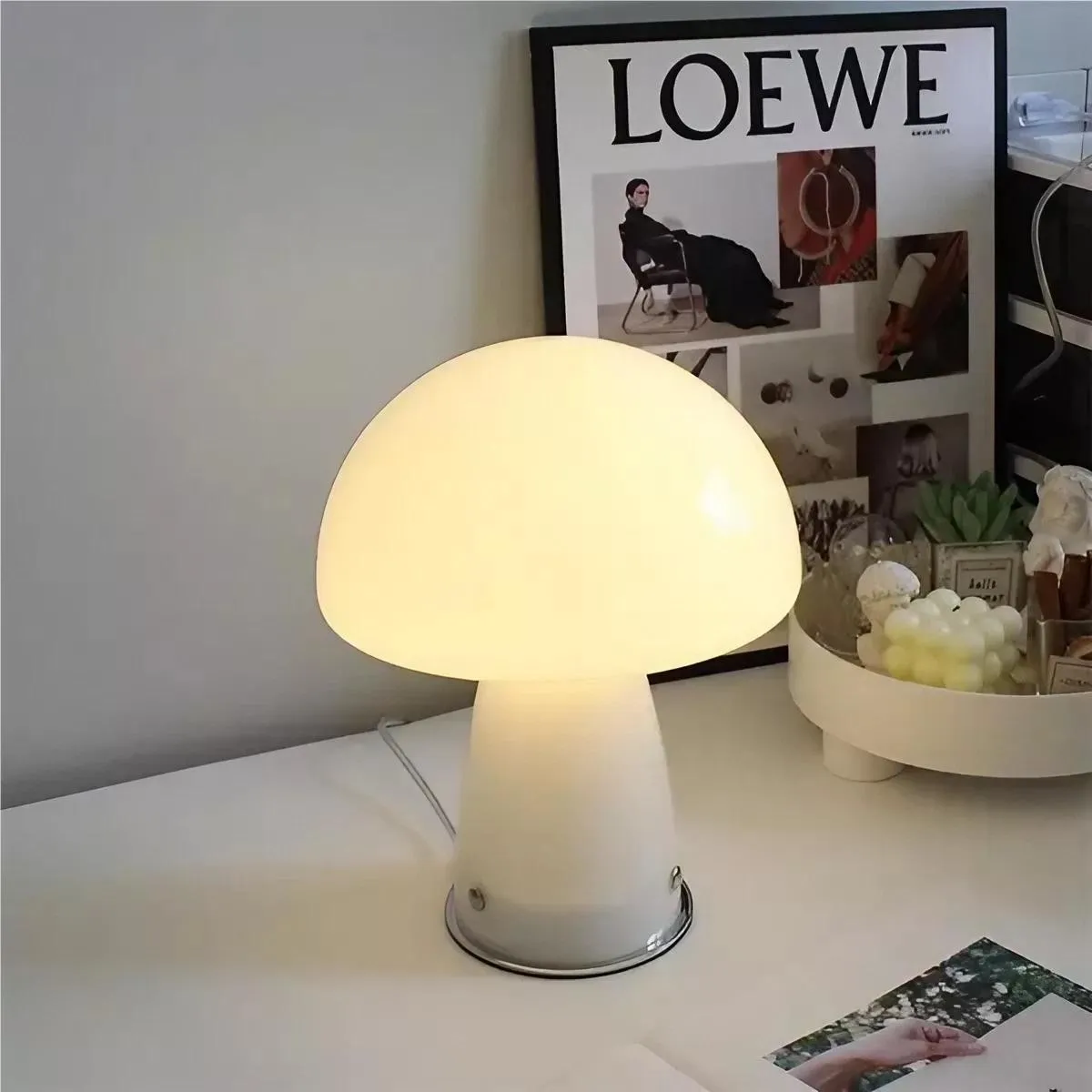 Modern Bauhaus Glass Mushroom Table Lamp KL40