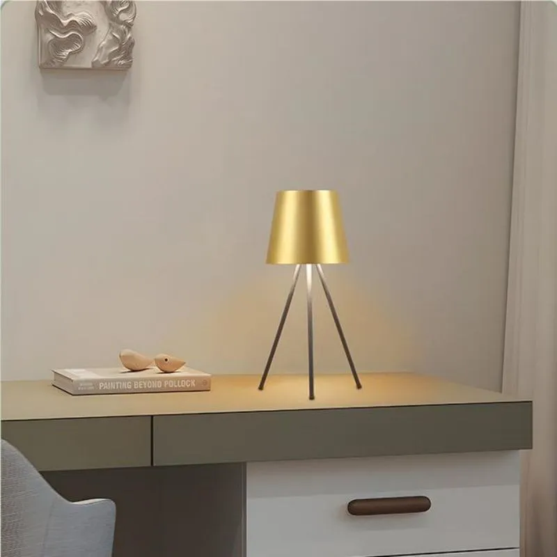 Touch Dimmer Switch Tripod Table Lamp KL42