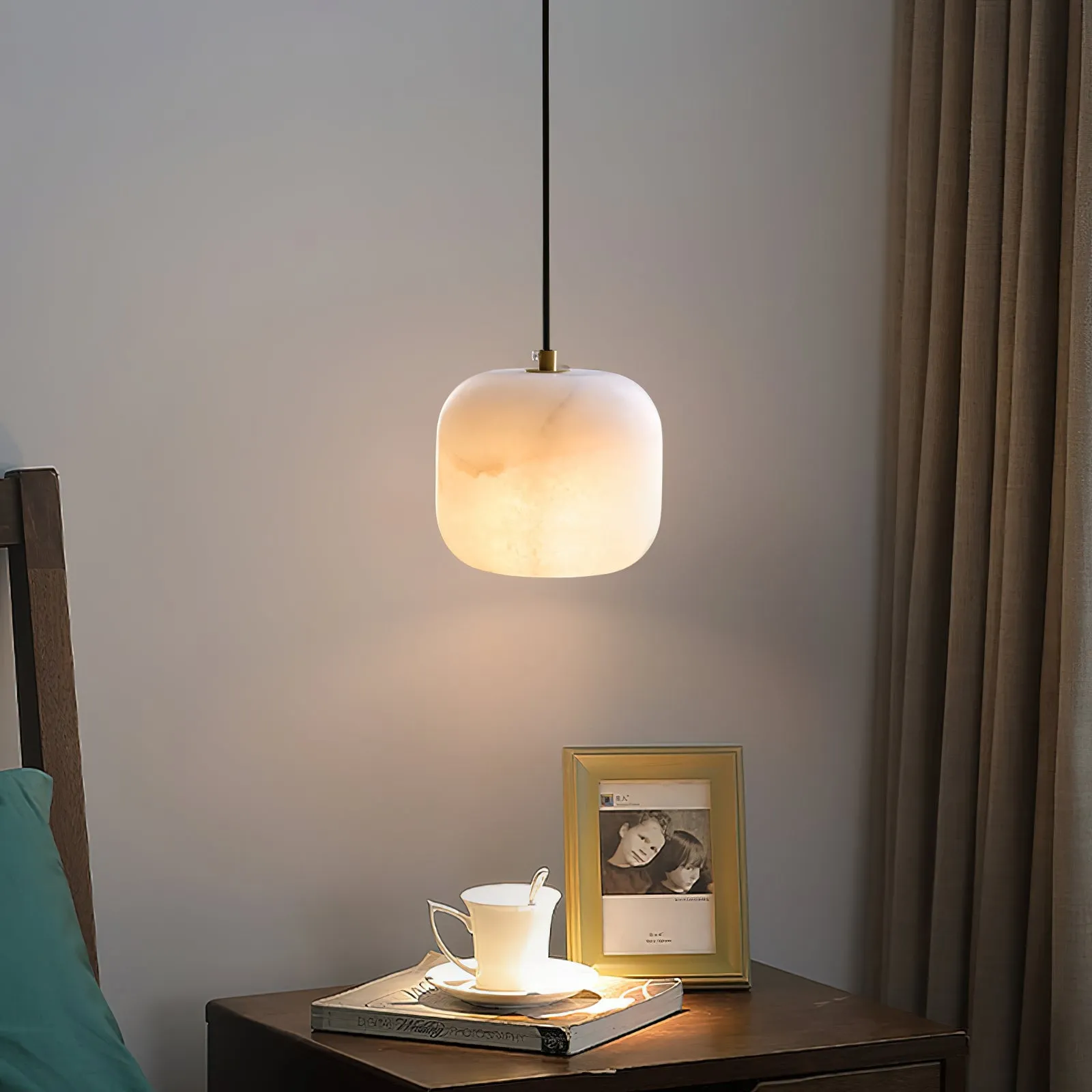 Alabaster Bedside Pendant Light D423
