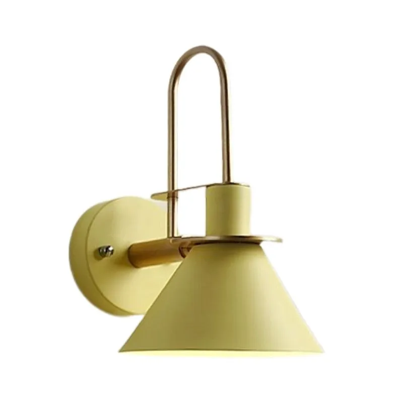 Nordic Metal Wall Sconce