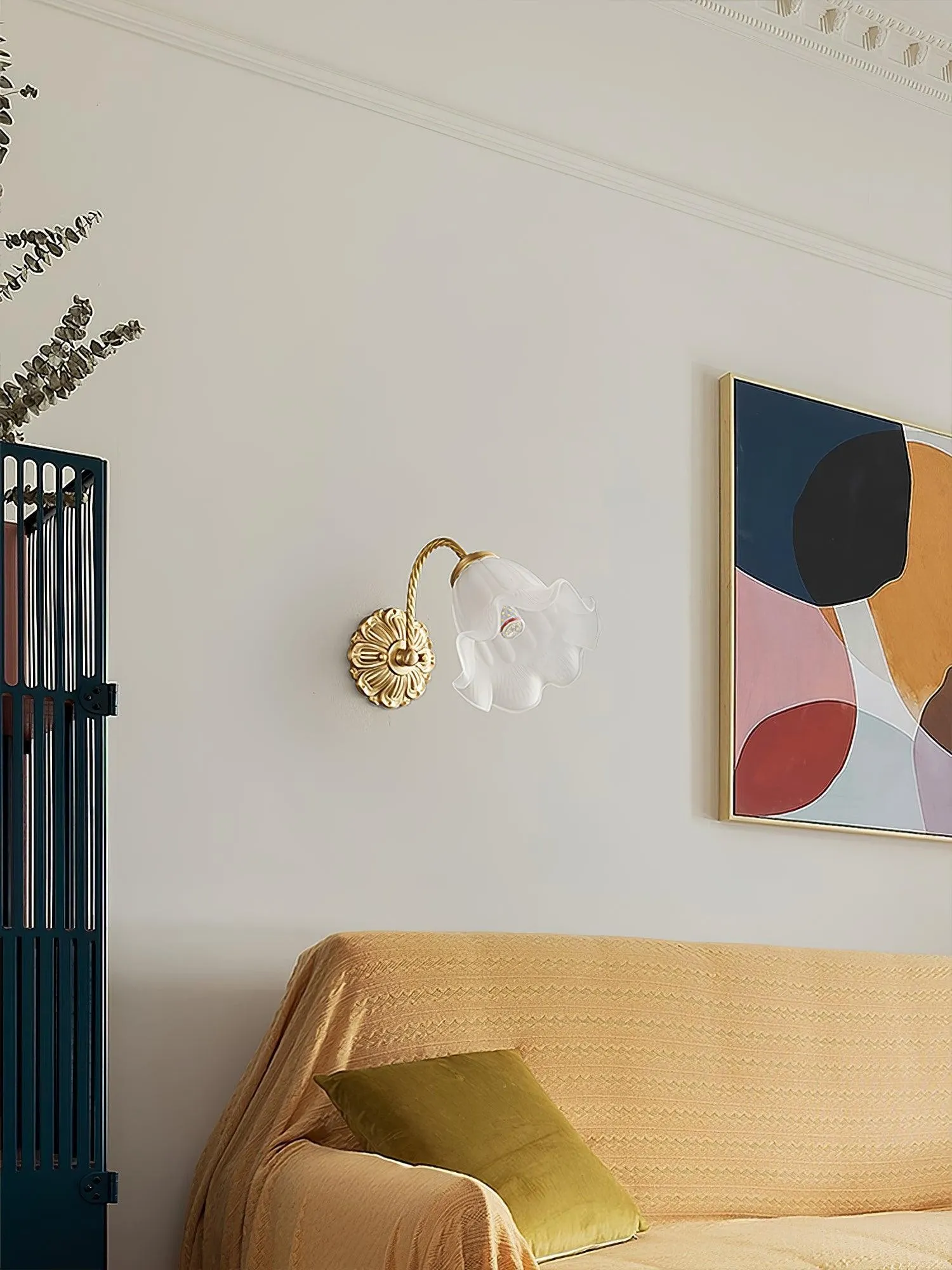Nordic Modern Retro Elegant Flower Brass Glass Wall Lamp KL263