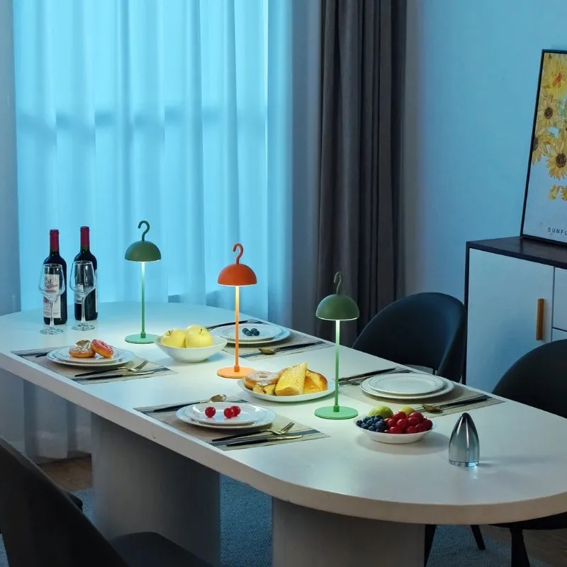 Decorative Portable Hook Led Table Lamp KL771