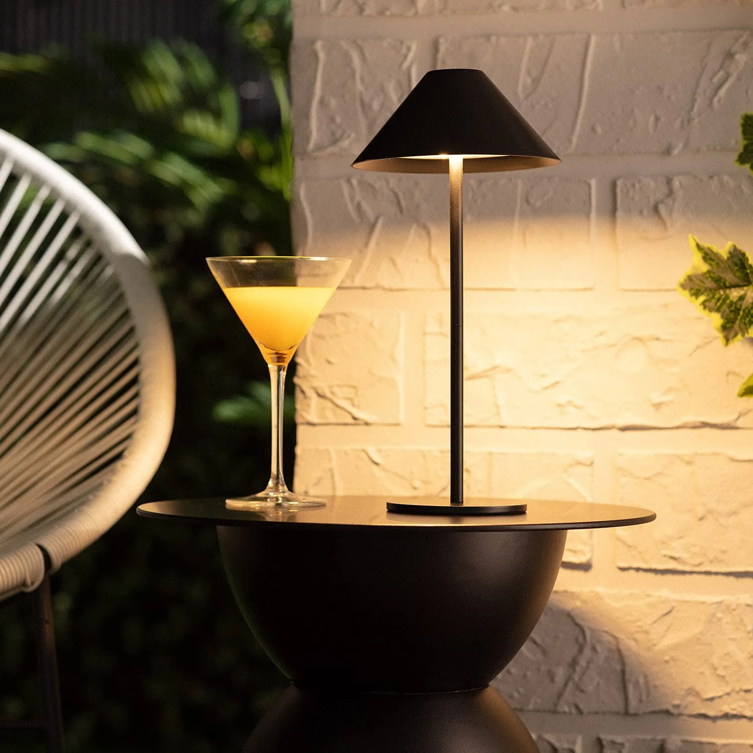Cone Portable Battery Outdoor Table Lamp KL26