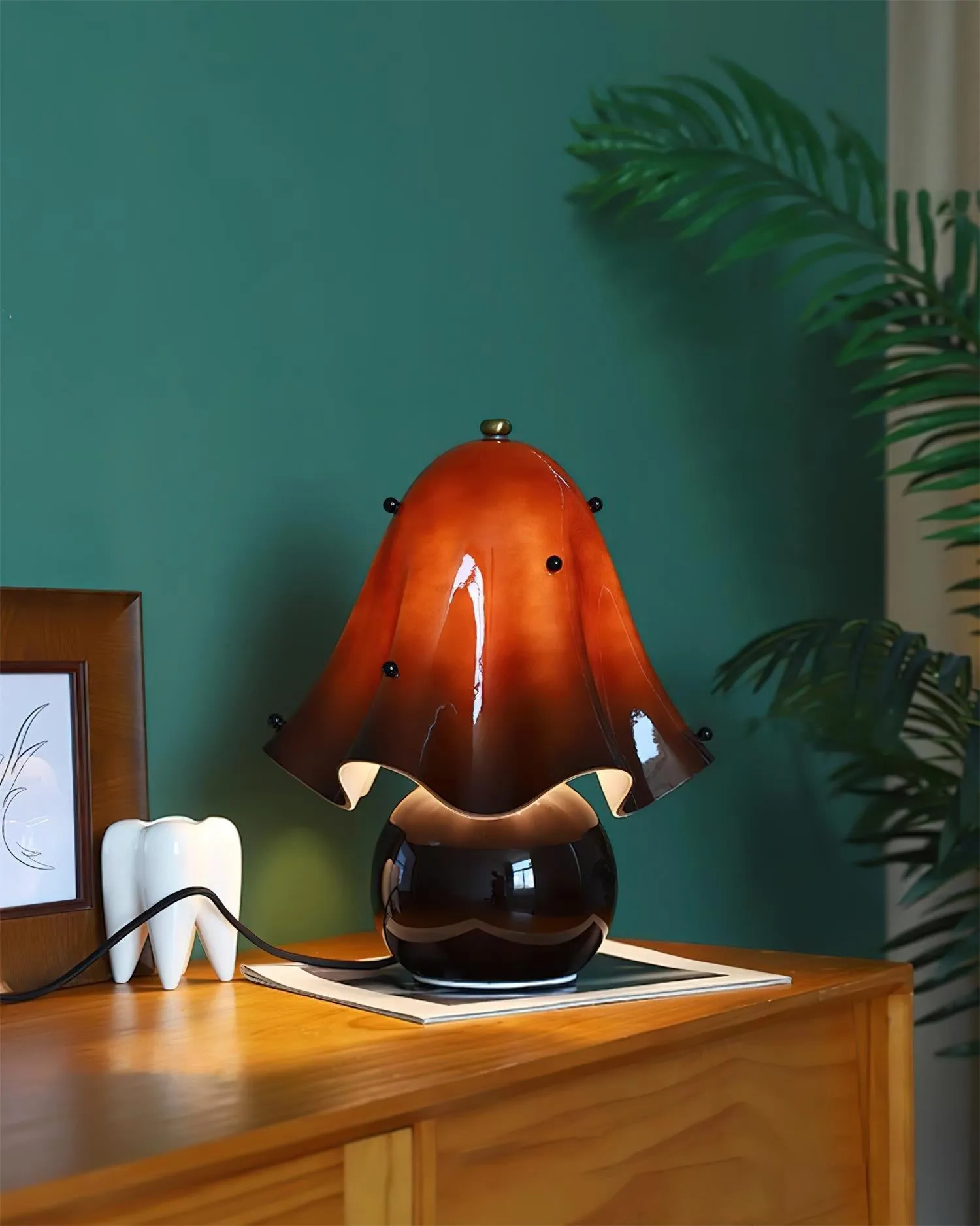 Bellina Decorative Table Lamp - Sculptural Bell Flower Shape KL1451