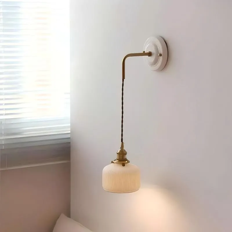 Elegant Ceramic Brass Wall Sconce – White Ceramic Shade with Brass Accent KL1542