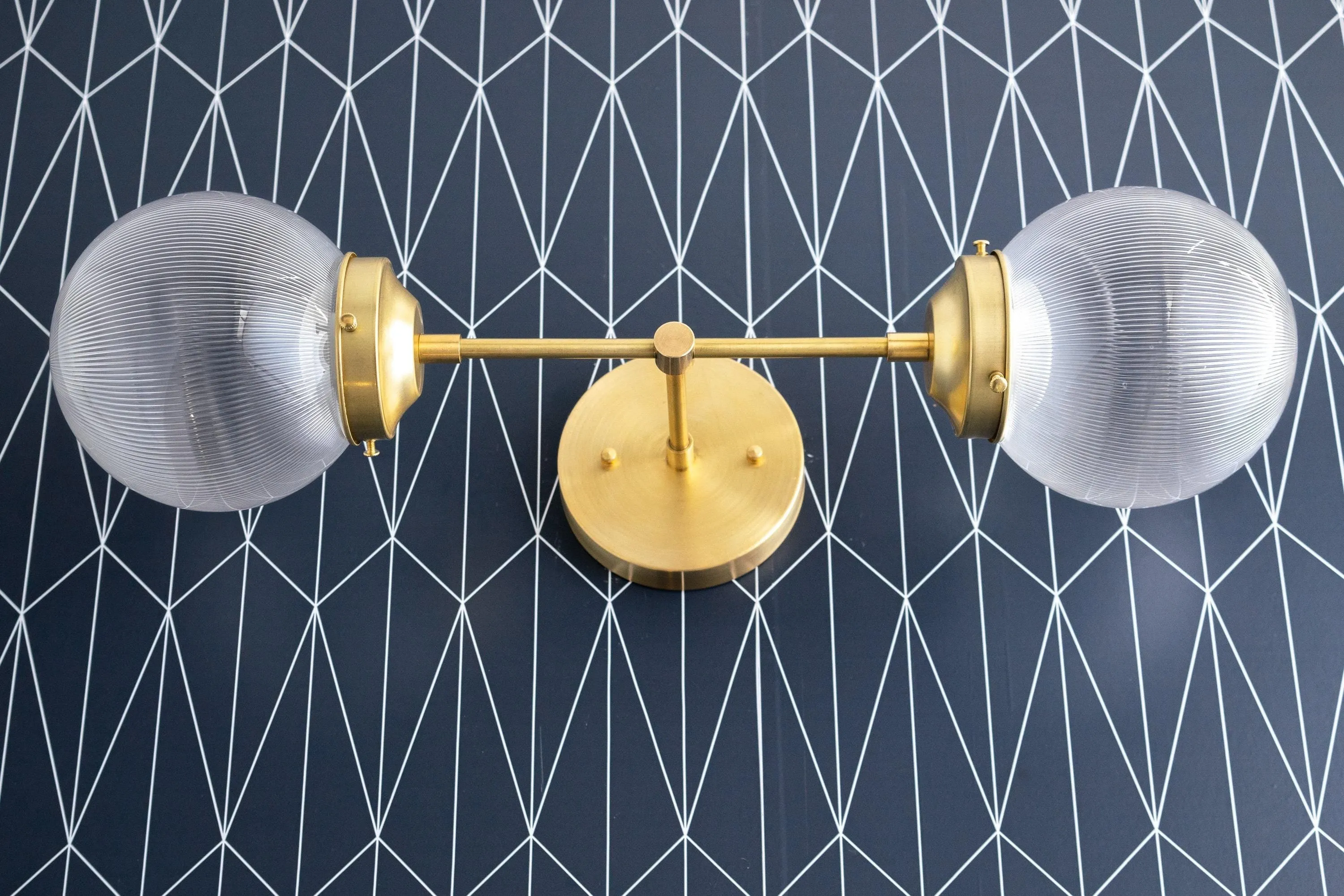 Lumio Globe Versatile Vanity Sconce - Dimmable Light for Bathroom and Hallway Use KL1528