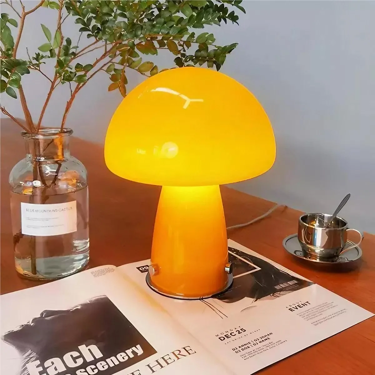 Modern Bauhaus Glass Mushroom Table Lamp KL40