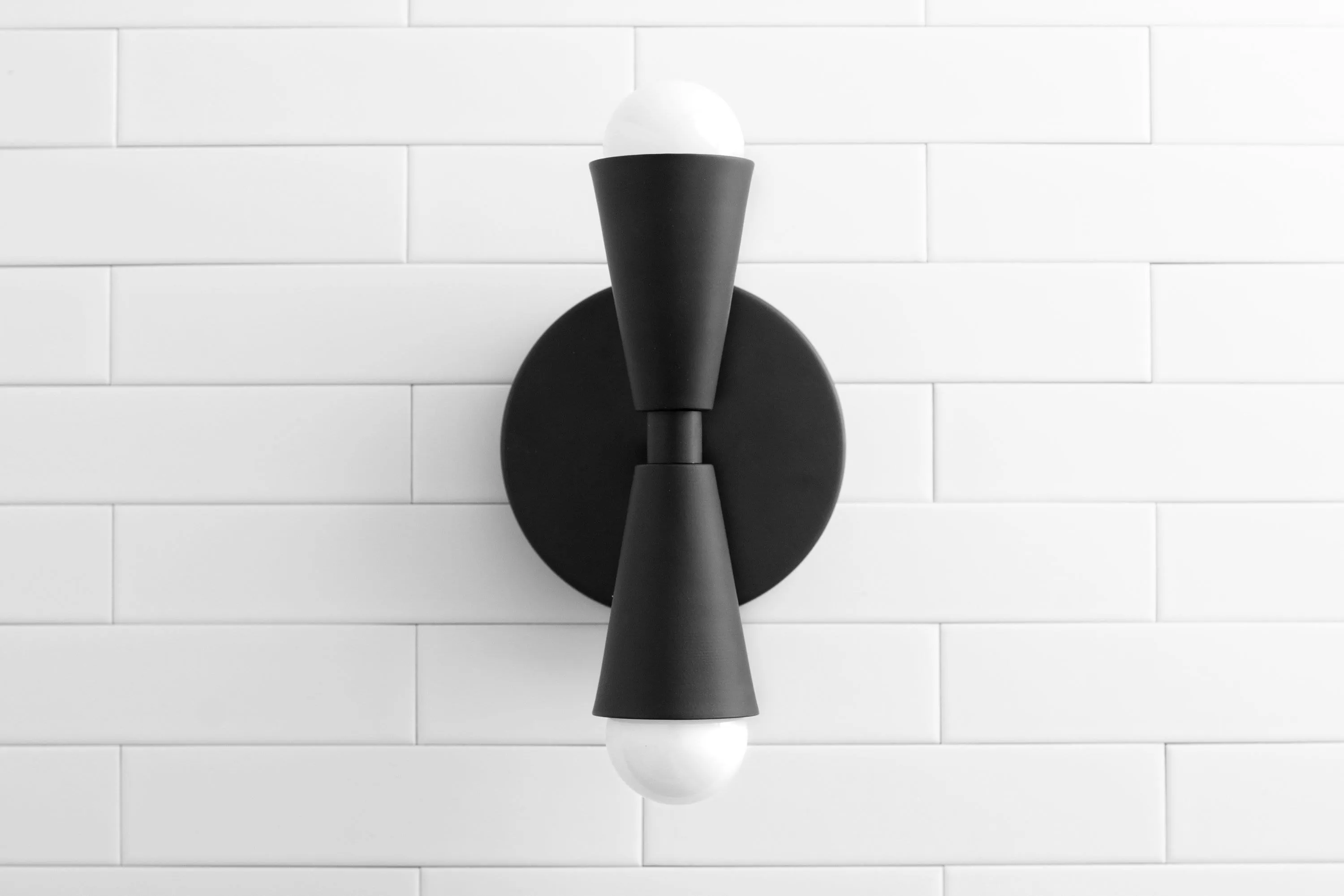 Pyralis Dual Lights Streamlined Metal Wall Lamp - Contemporary Light for Bedroom or Hallway KL1457