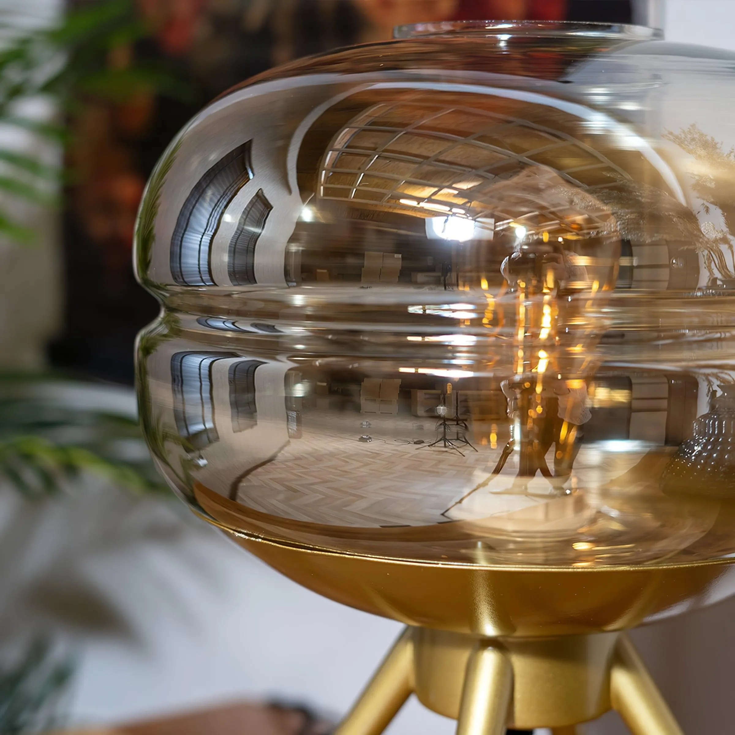 Luxury Personality Colored Glass Cover Tall Table Lamp KL499