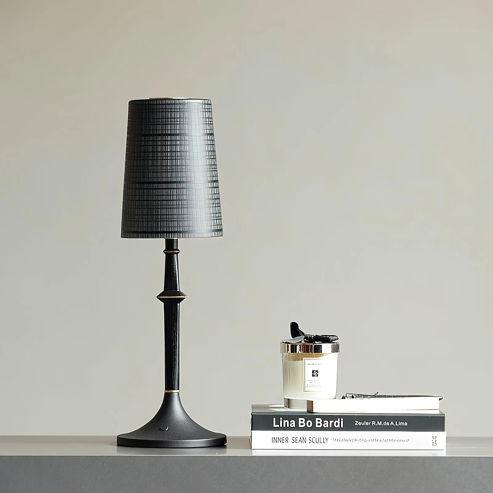 Devon Black Table Lamp (Built-in Battery) D709
