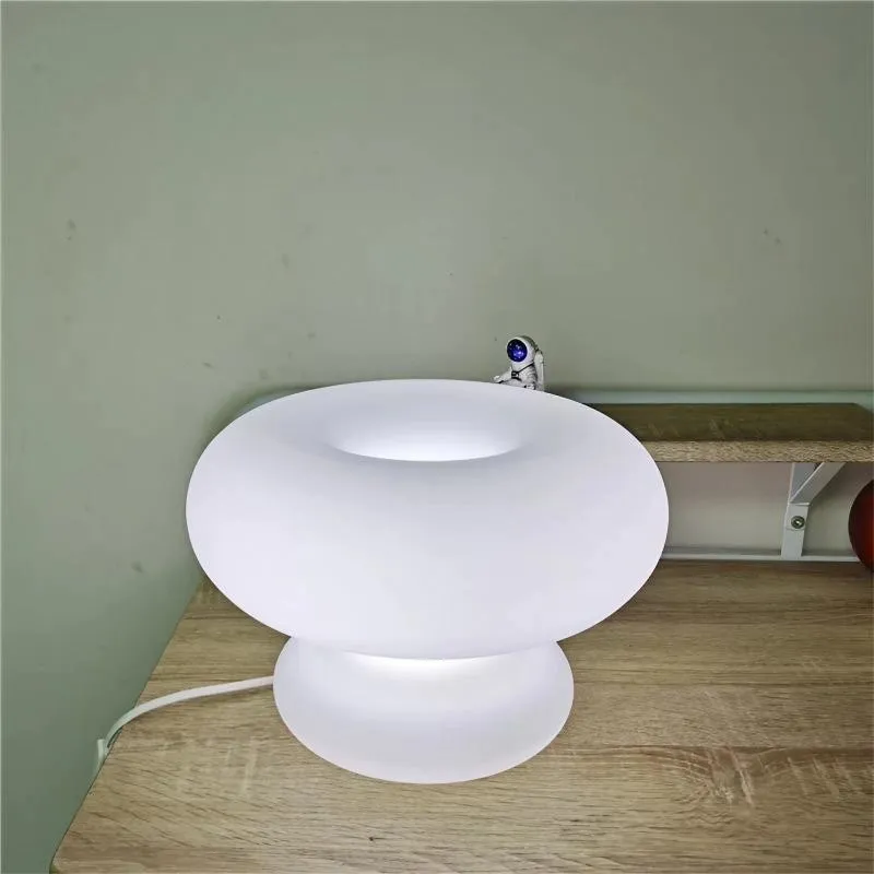 Bauhaus Design White Mushroom Table Lamp KL16