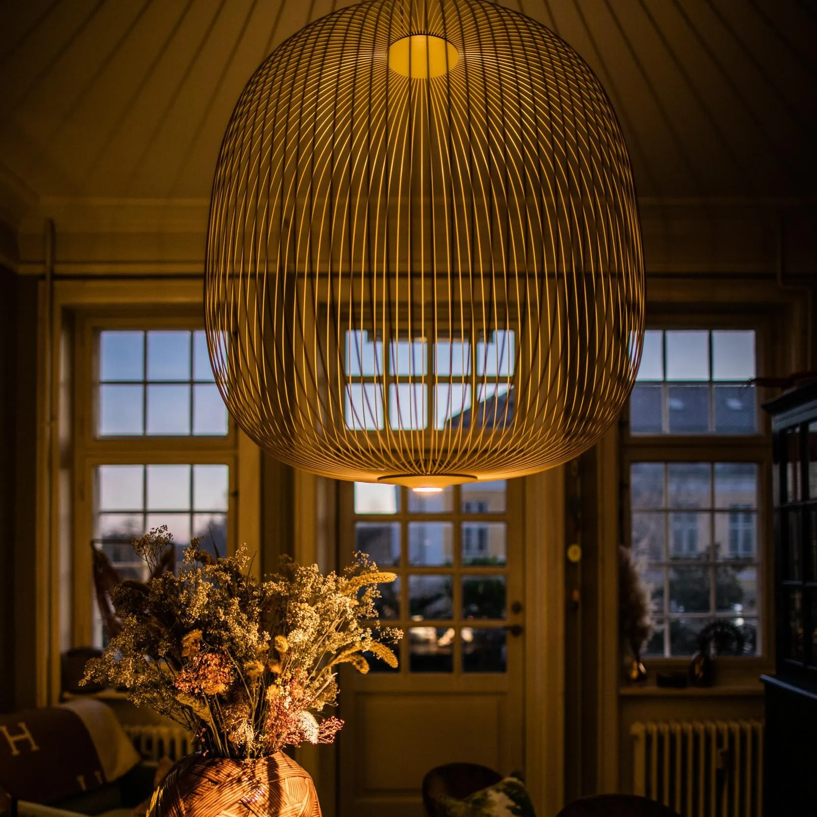 Metal Frame Spokes Pendant Light - Airy Wire Design Lighting for Kitchen Island