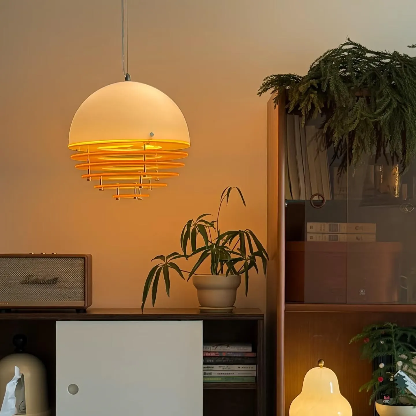 Sunset Pendant Light - Medieval Bauhaus Orange Orb Pendant Light KL880