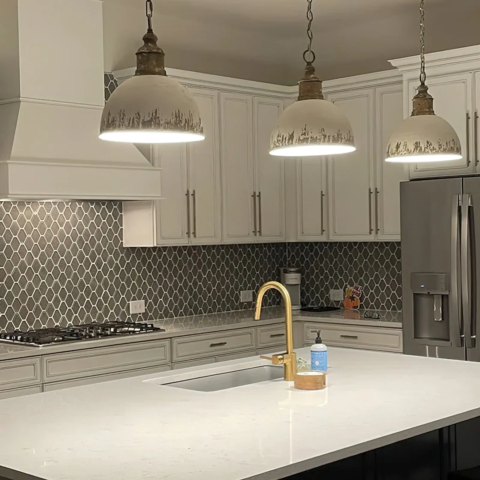 Alison Pendant Light D527