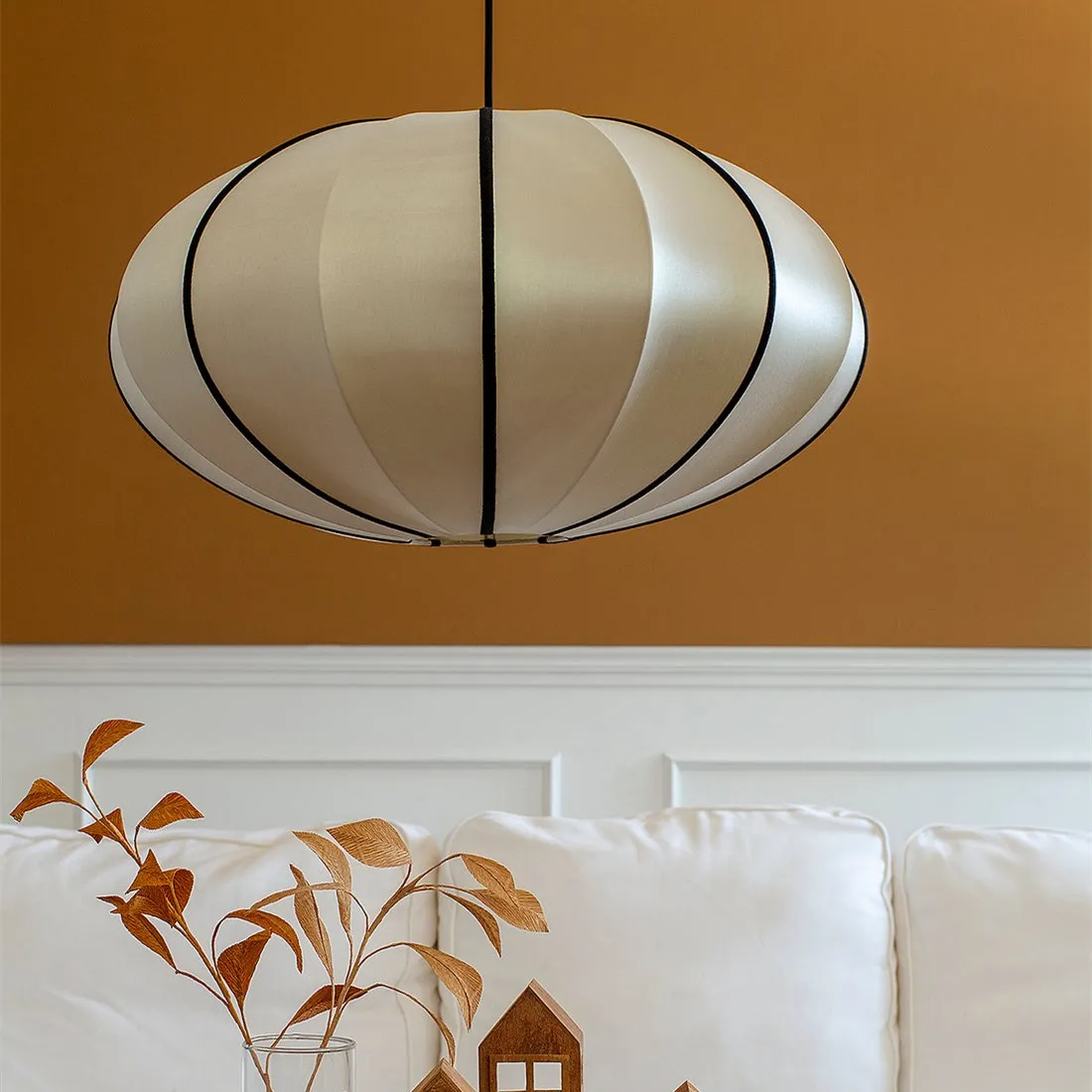 Classic Ribbon Fabric Pendant Light KL154
