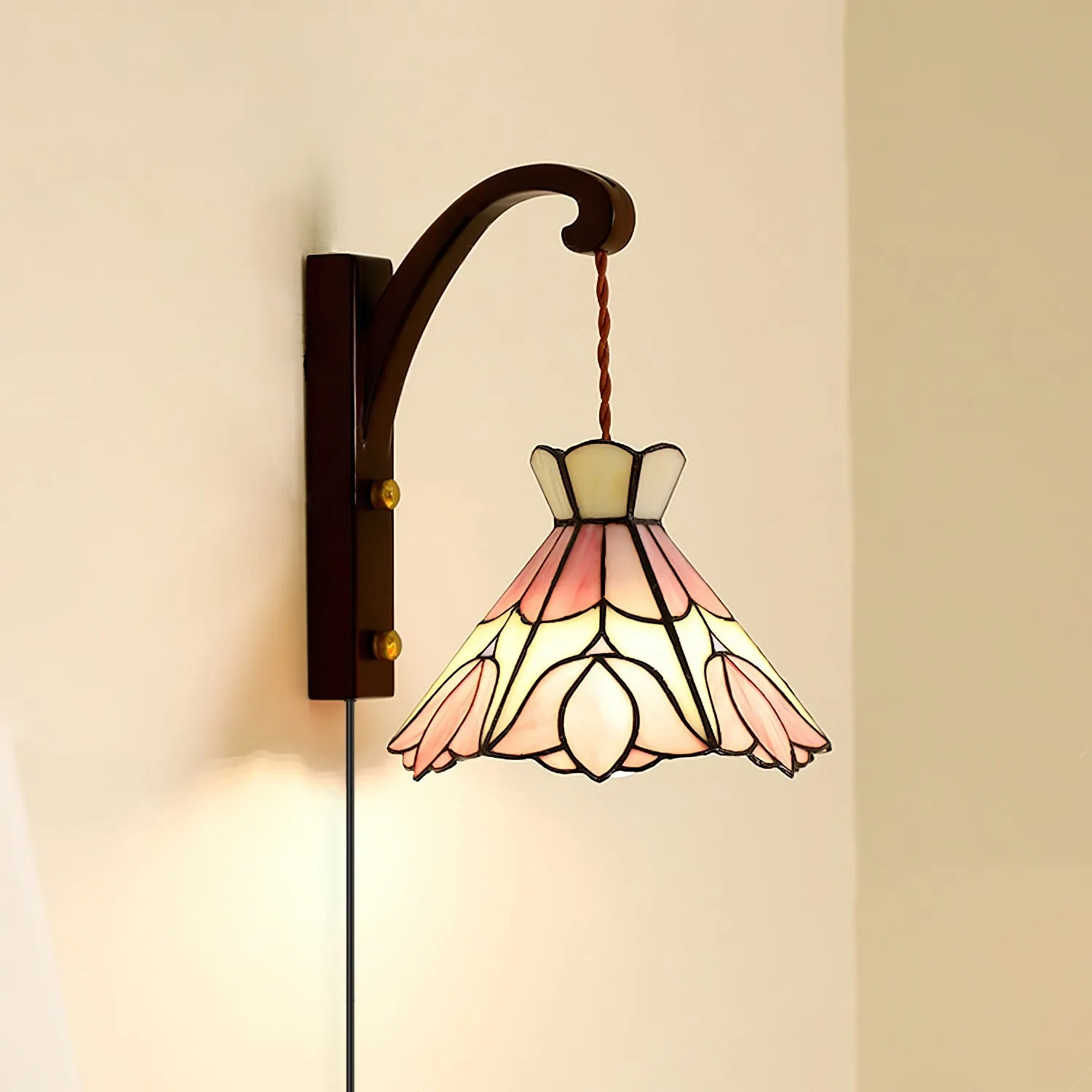 Serena Tiffany Plug In Wall Lamp D60
