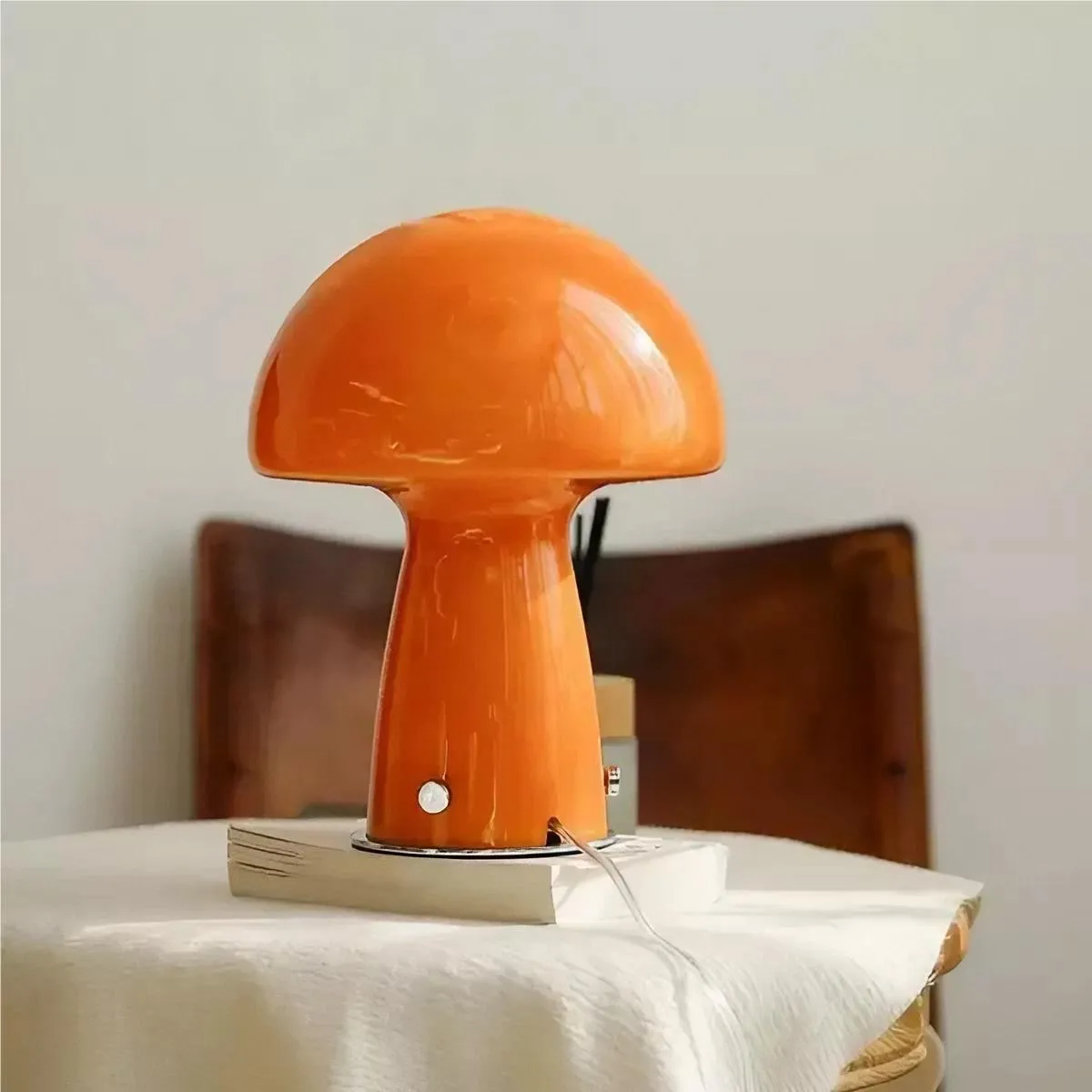 Modern Bauhaus Glass Mushroom Table Lamp KL40