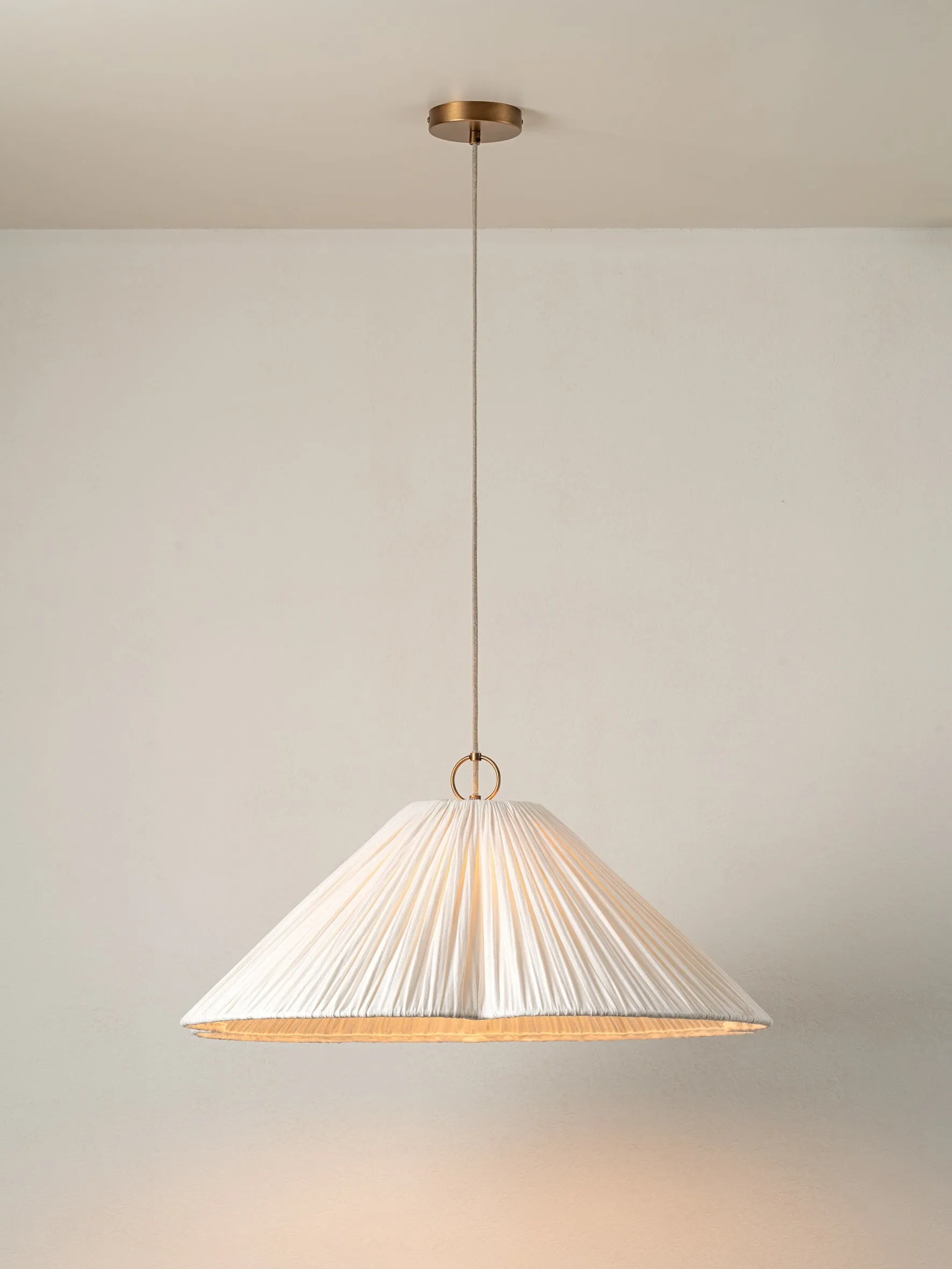 Blossine Oversized Linen Scalloped Pendant Light –Modern Textile Pendant Light for Home Interiors KL1537