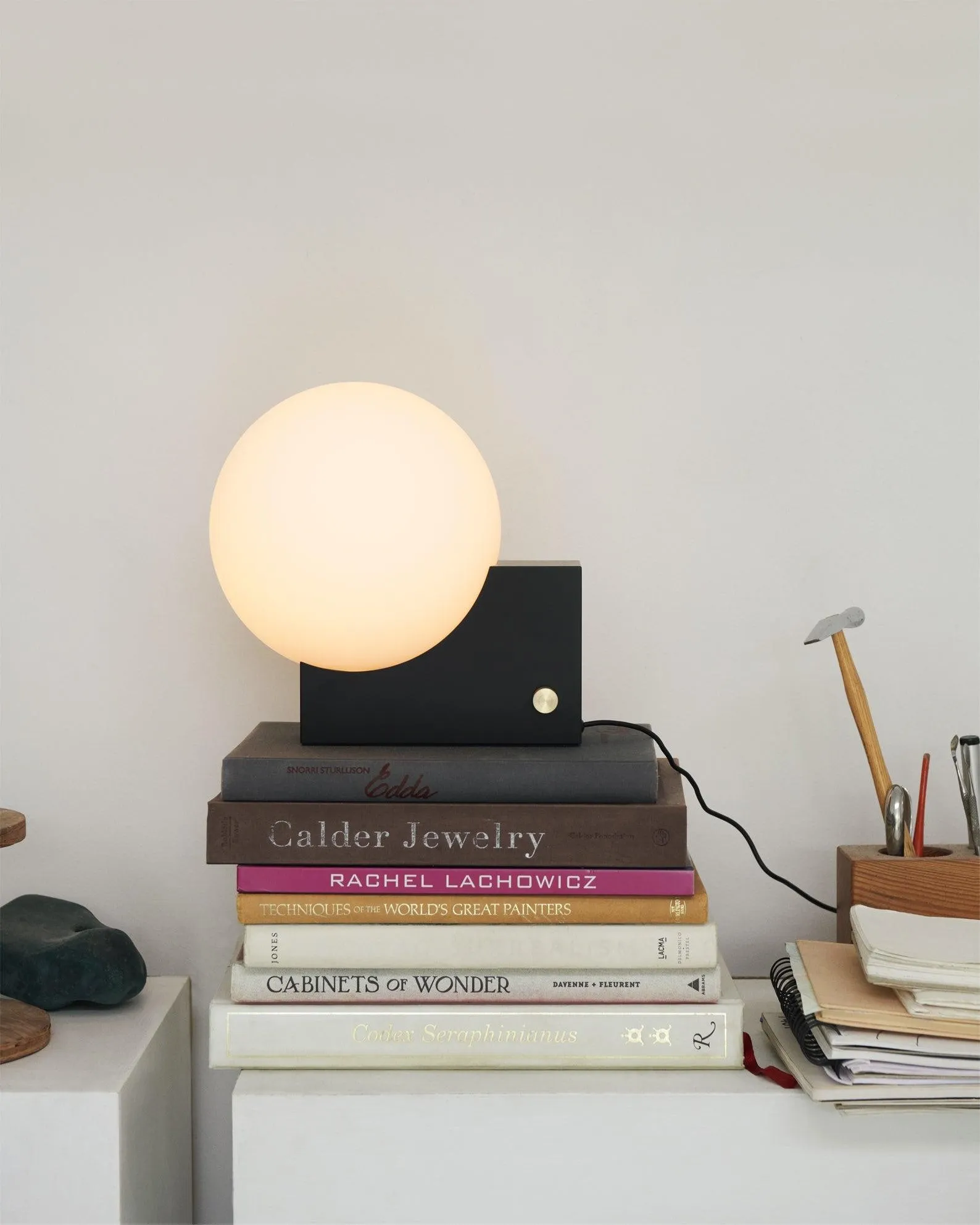 Geometric Lamp Base Glass Globe Table Lamp KL390