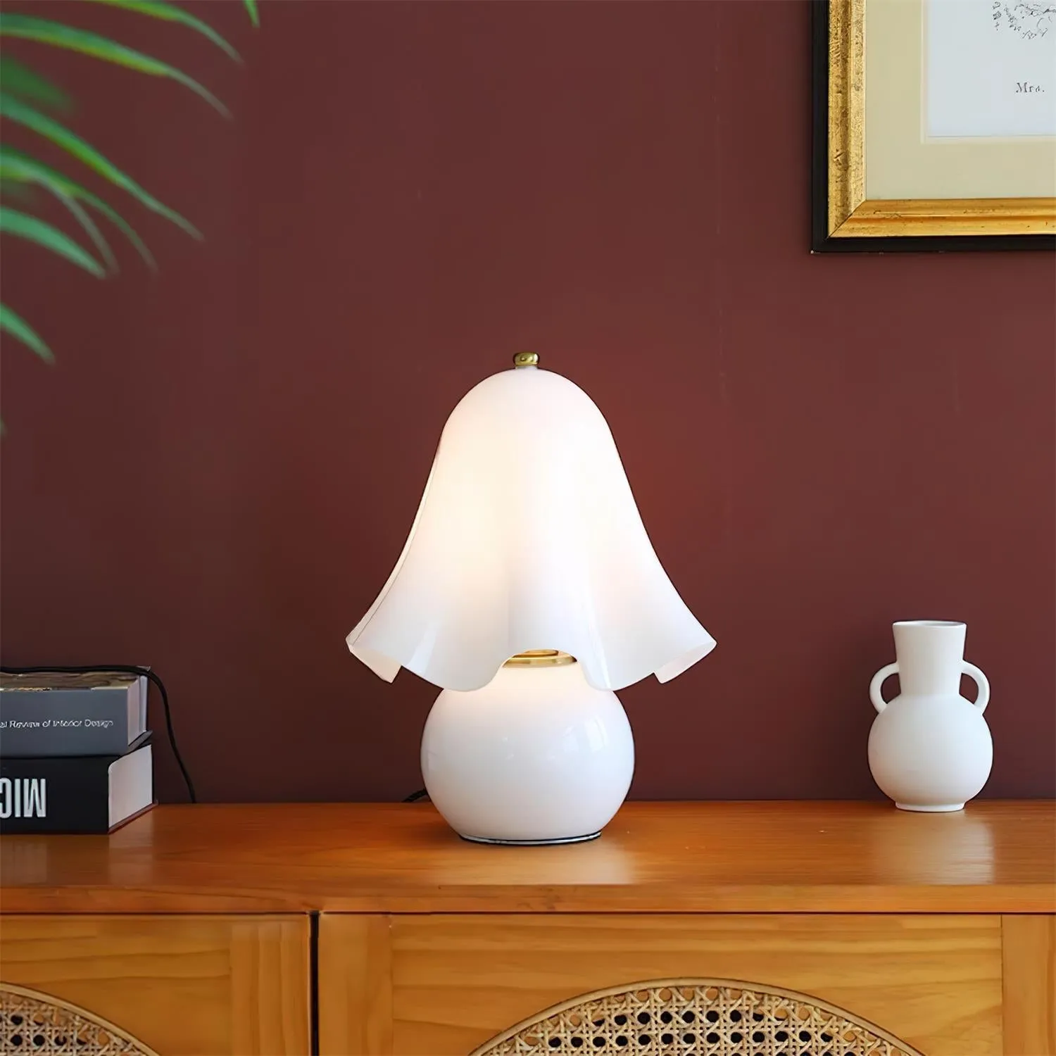 Bellina Decorative Table Lamp - Sculptural Bell Flower Shape KL1451