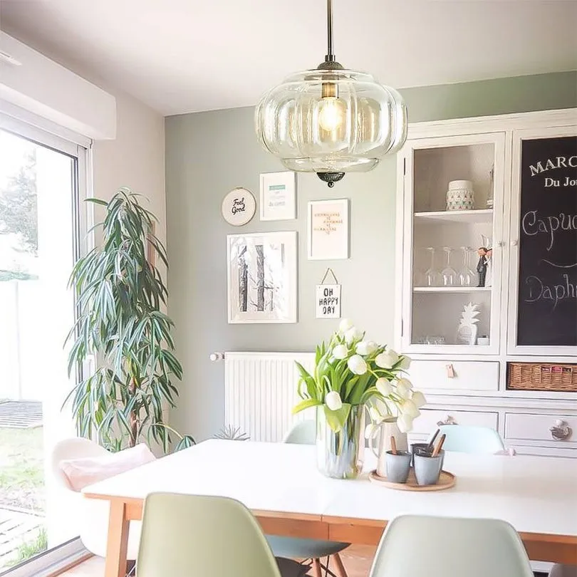 Retro Glass Eloise Pendant Light For Kitchen Island KL801