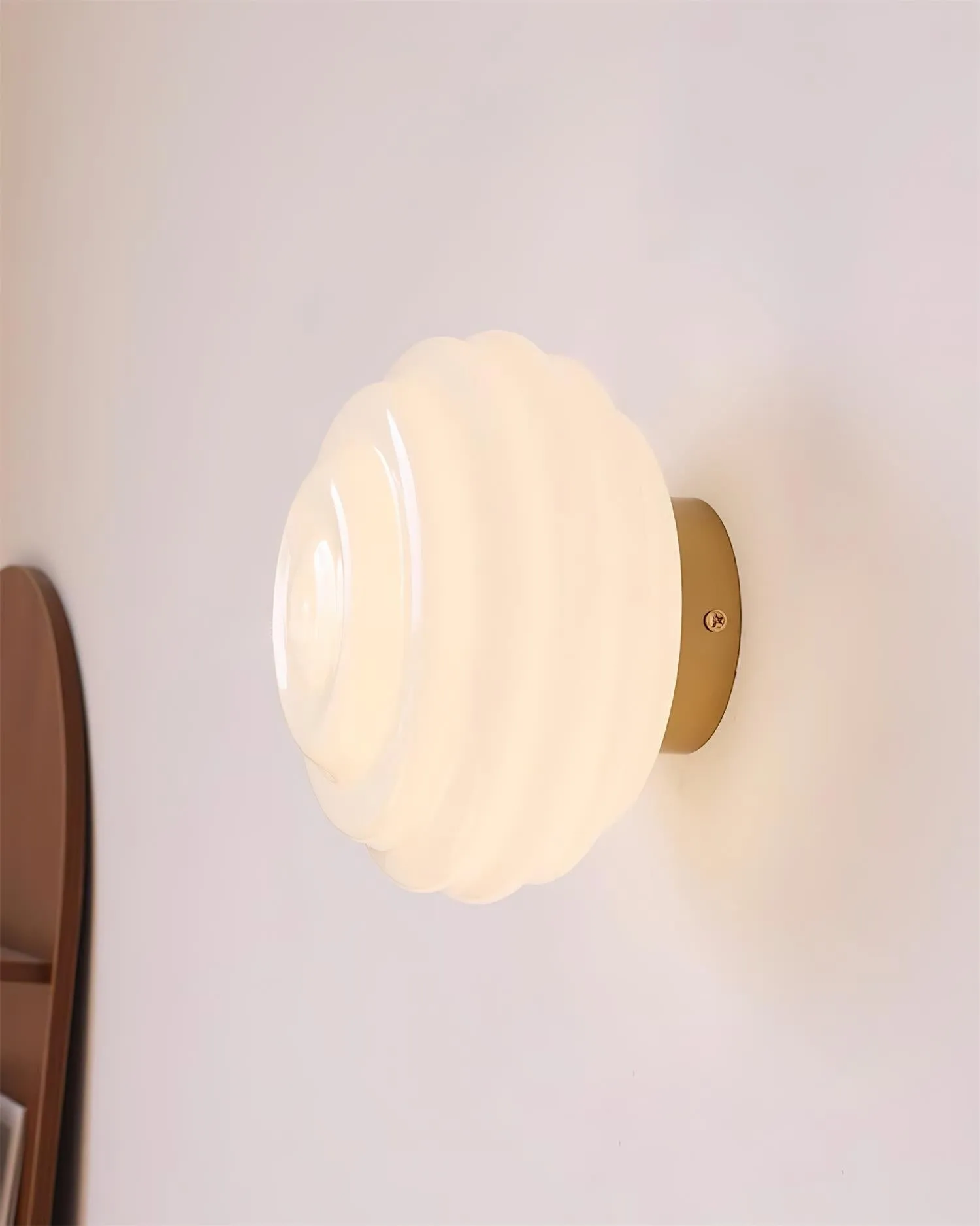 Beverly Wall Light D18