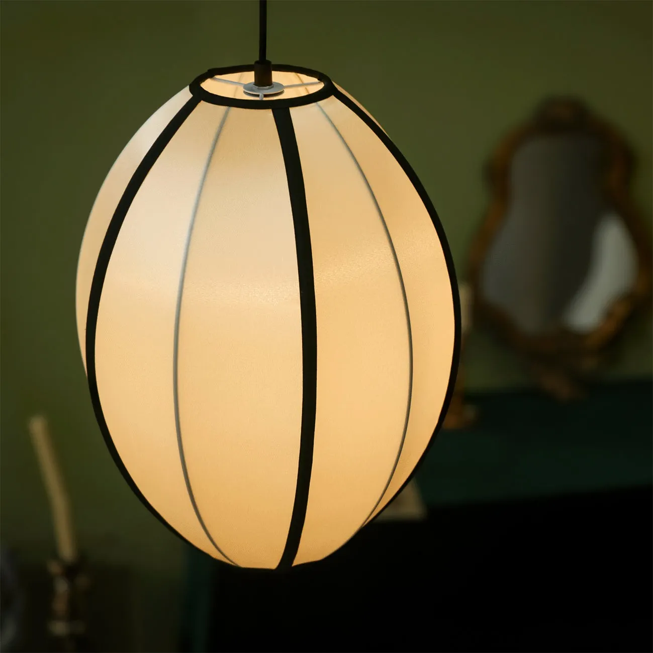 Classic Ribbon Fabric Pendant Light KL154