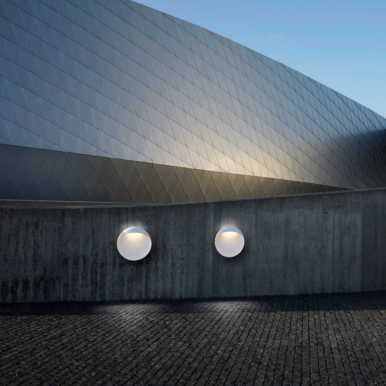Flindt Wall Lamp