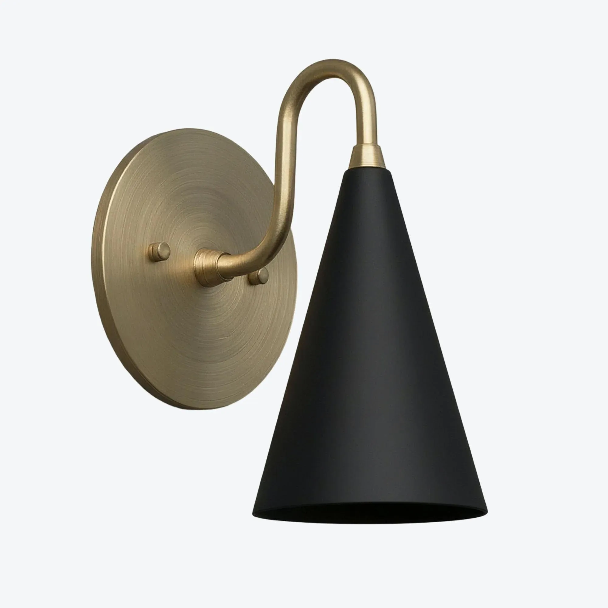 Curva Metal Cone Shade Sconce - Vintage Brass Wall Light for Entryway or Stairwell KL1720
