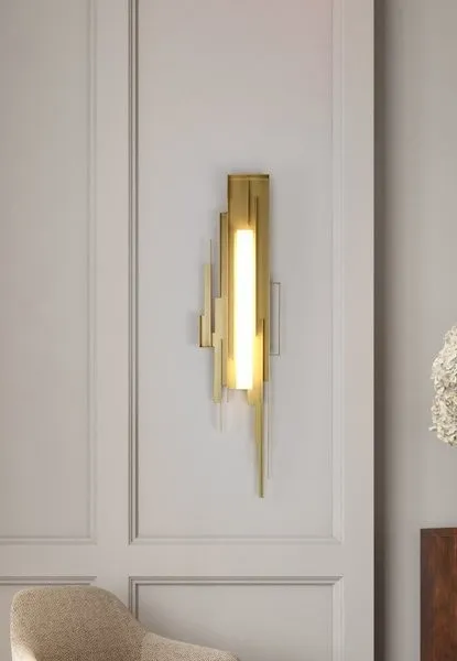 Metal Sculpted Sconce