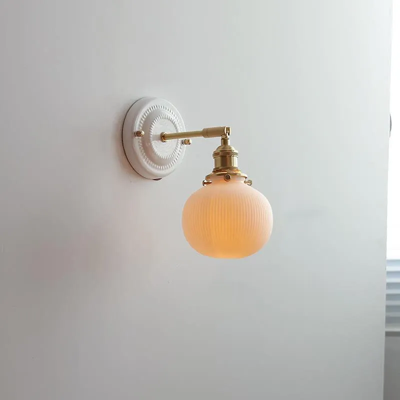 Elegant Ceramic & Brass Wall Light – Vintage Japanese-Style 1-Light Sconce KL1249