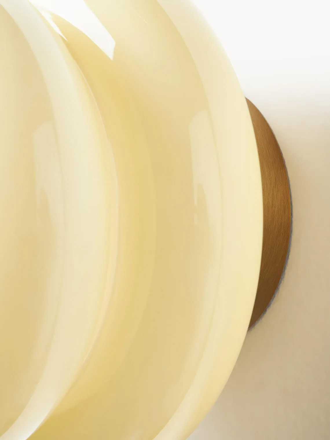 Orra Scandinavian Round Wall Sconce - Timeless Design for Spaces KL1560