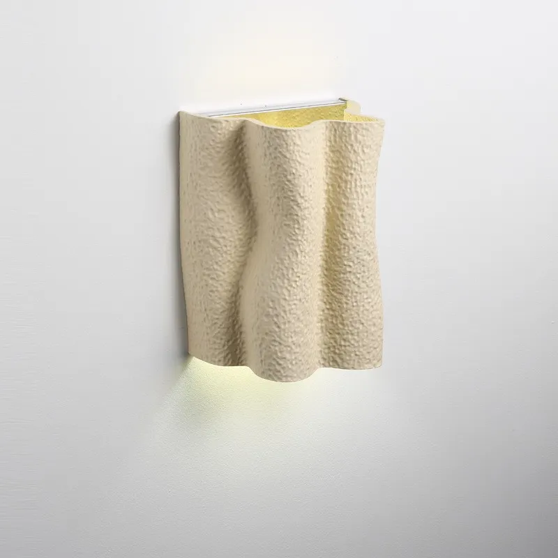 French Folded Resin Ribbed Wall Sconce For Hallway KL161