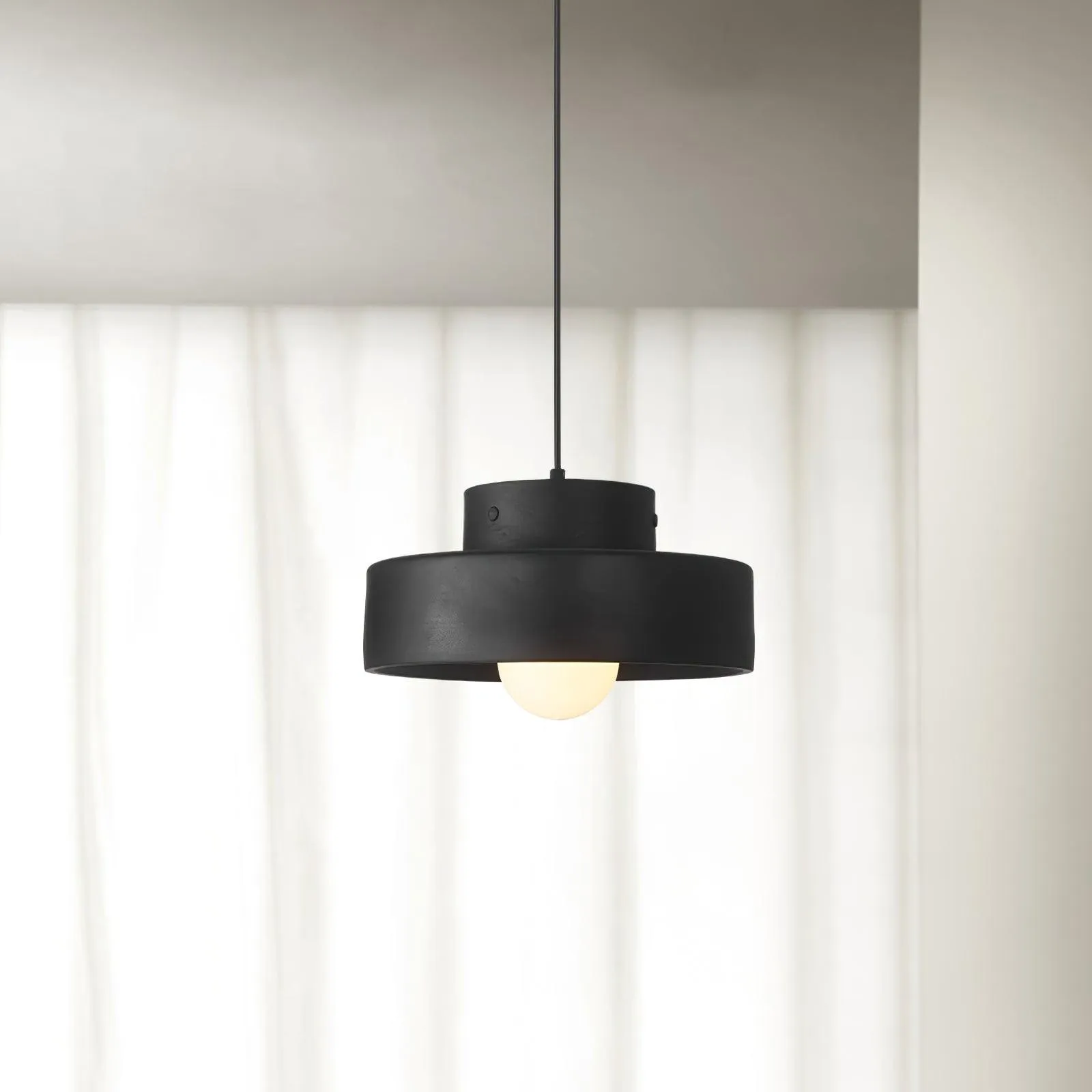 Classic Traditional Pendant Light KL265