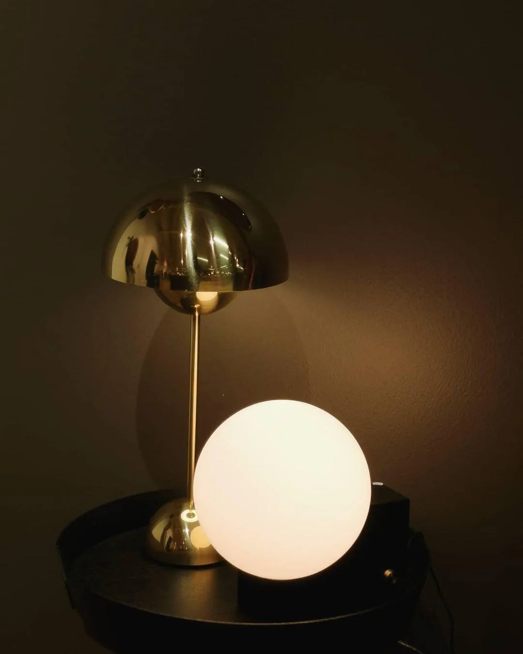 Geometric Lamp Base Glass Globe Table Lamp KL390